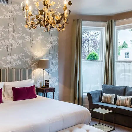 The High Field Town House 4* Birmingham